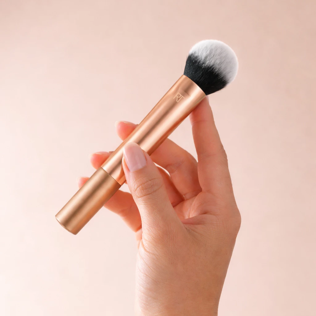 Cọ Má Hồng RT Real Techniques Blush Brush R103